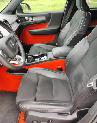 Volvo XC 40 cena 119900 przebieg: 55000, rok produkcji 2019 z Brok małe 379